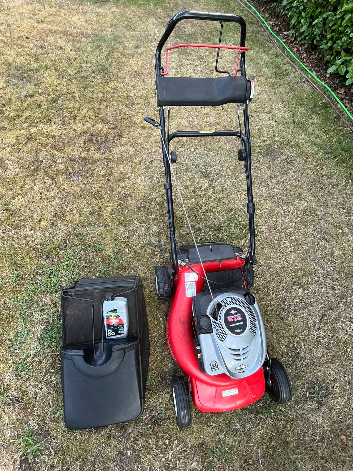 Zelftrekkende benzinegrasmaaier 190 cc Briggs & Stratton 675, Tuin en Terras, Grasmaaiers, Ophalen, Gebruikt, Benzine-grasmaaier