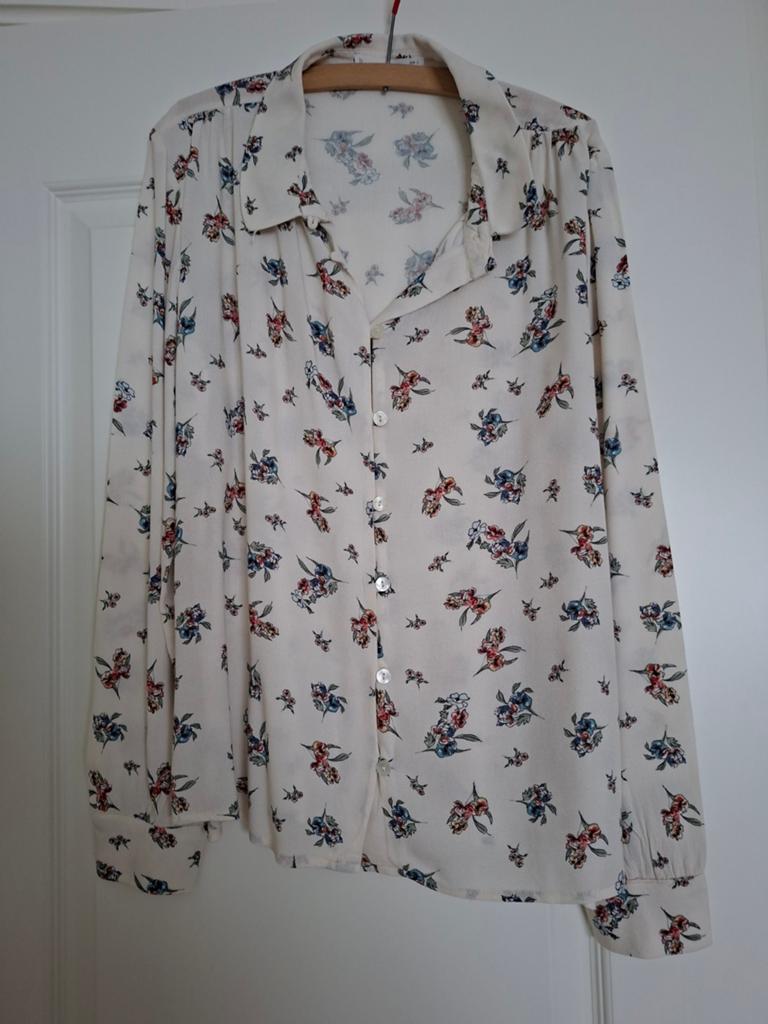 Gebloemde hemdblouse, Kleding | Dames, Blouses en Tunieken, Ophalen of Verzenden
