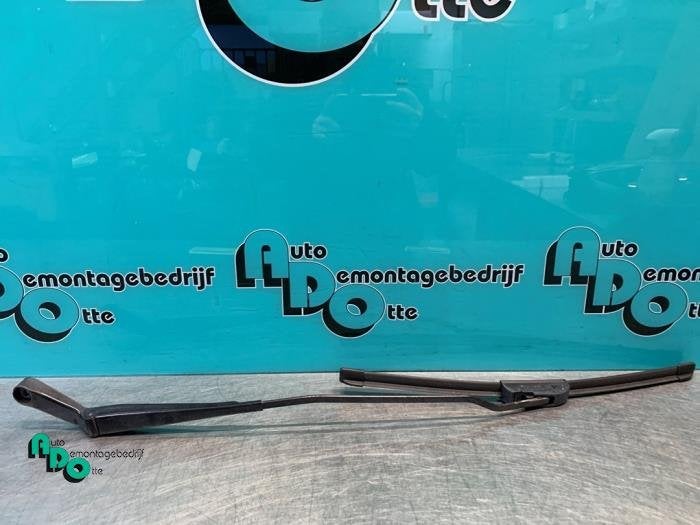 Bras essuie-glace avant d'un Volkswagen Golf (Golf 91-), Volkswagen, -, 3 mois de garantie, Utilisé