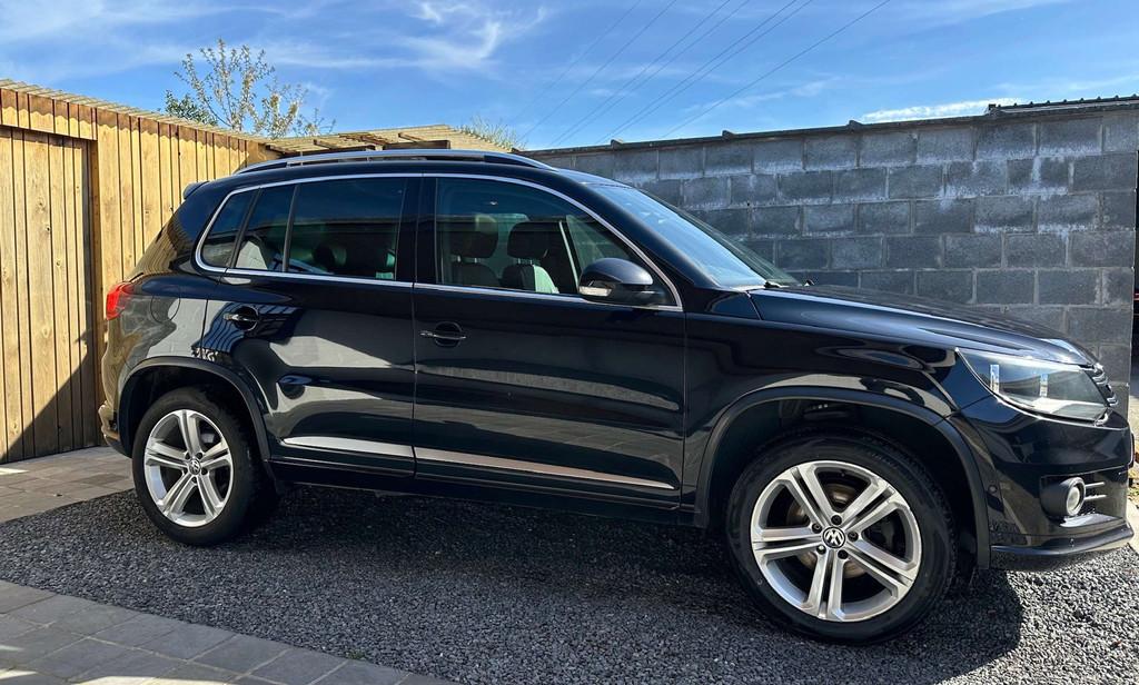 Volkswagen Tiguan 1.4 TSI R Line Pano Navi Leder Camera BT P, Autos, Cuir, Achat, Entreprise, Boîte manuelle