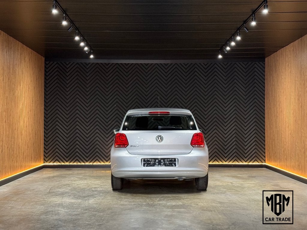 ✅ Volkswagen Polo 1.2i GARANTIE Airco *** 55.578 km ***, Autos, Achat, Entreprise, Boîte manuelle, Noir
