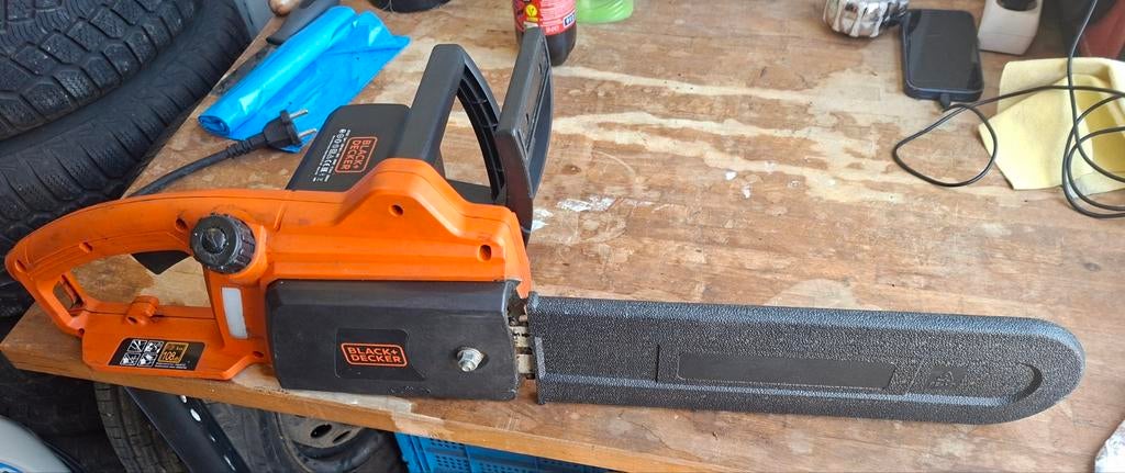 Kettingzaag Black&Decker, Bricolage & Construction, Outillage | Scies mécaniques, Tronçonneuse, 1200 watts ou plus, 70 mm ou plus