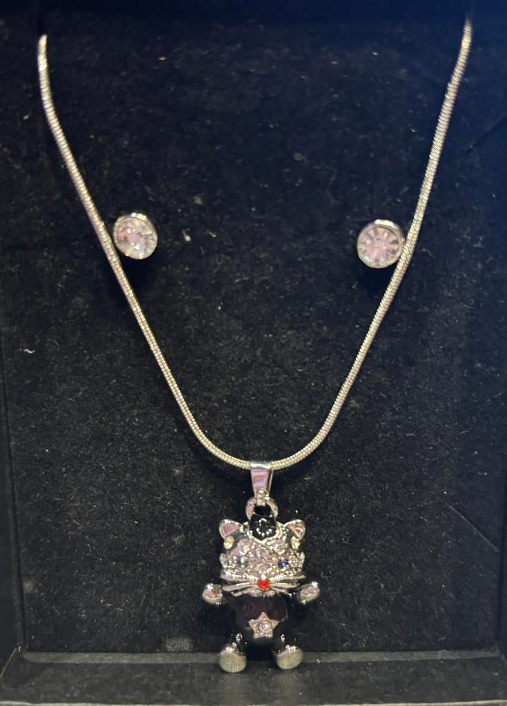 Nouvel ensemble de bijoux de 3 pièces., Neuf, Enlèvement ou Envoi, Noir, Avec strass