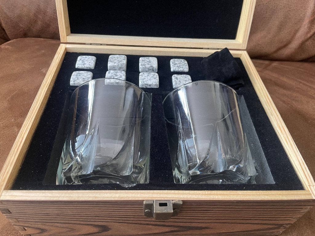 Deze luxe  WILLIAM. LAWSON’S Whisiskey glazen in kist, Ophalen of Verzenden, Nieuw