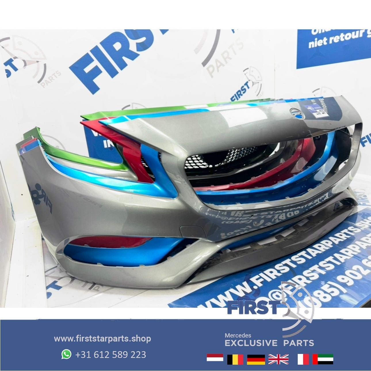 W176 BUMPER Facelift AMG Voorbumper 2013-2019 ROOD WIT ZWART, Utilisé, -, Avant, -