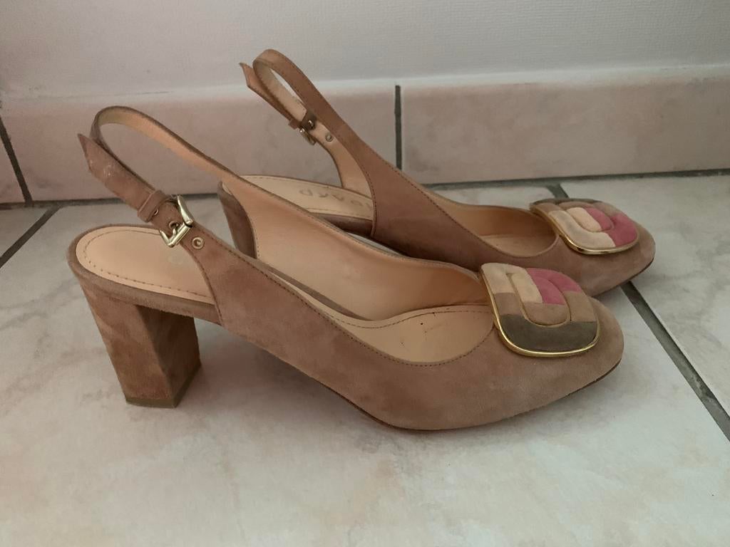 Elegante pumps open hiel Dyva 38 1/2 als nieuw Dure aankoop, Kleding | Dames, Schoenen, Ophalen of Verzenden, Pumps