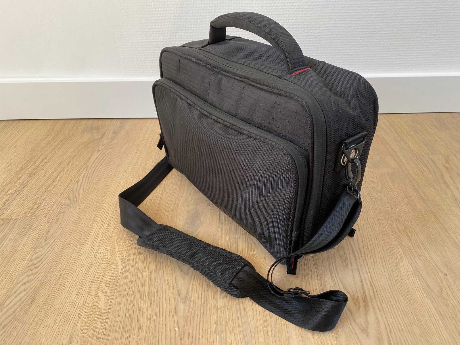 Intellijel Palette 62HP Gig Bag Design, Noir, Autres marques, Utilisé, 16 pouces