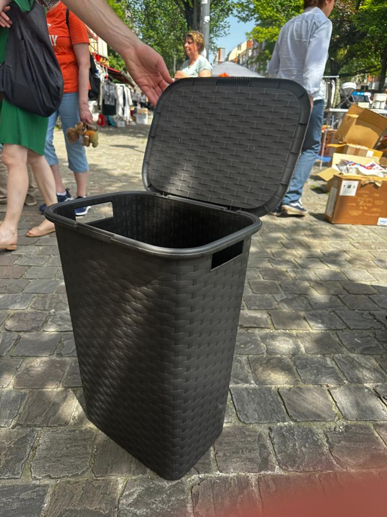 Panier à linge, Ophalen, Zo goed als nieuw, Mand