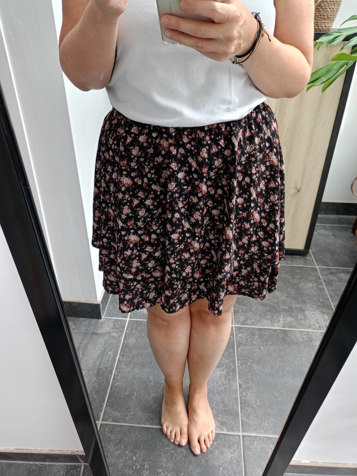 korte zwarte bloemenrok - M/38 - comfortabele zomer, Kleding | Dames, Rokken, Maat 38/40 (M), Zwart, Nieuw, Ophalen of Verzenden