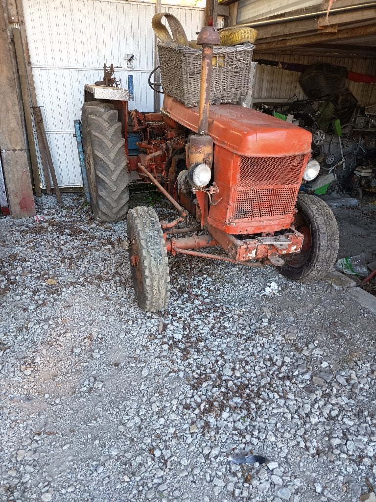 Tracteur Renault super 7 pas de papier, Enlèvement, Renault
