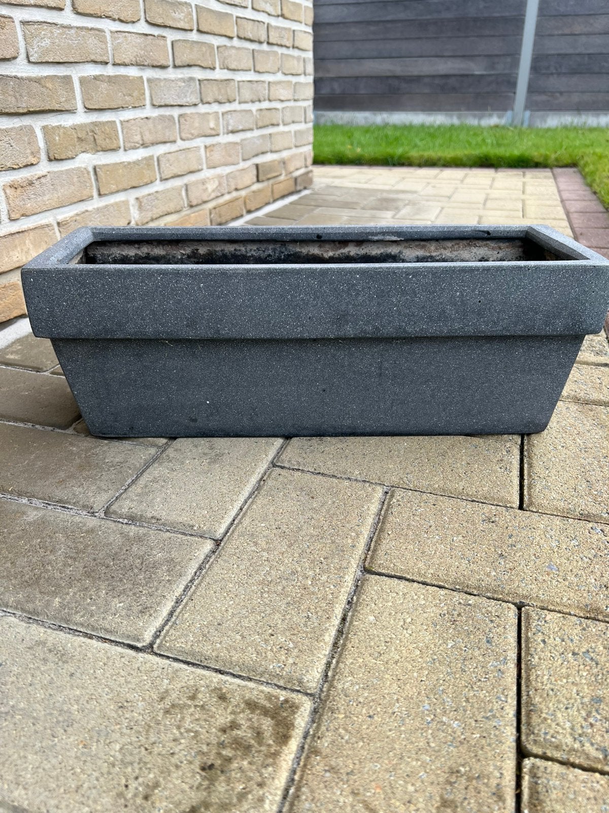 Plantenbak polyster, Tuin en Terras, Ophalen, Zo goed als nieuw