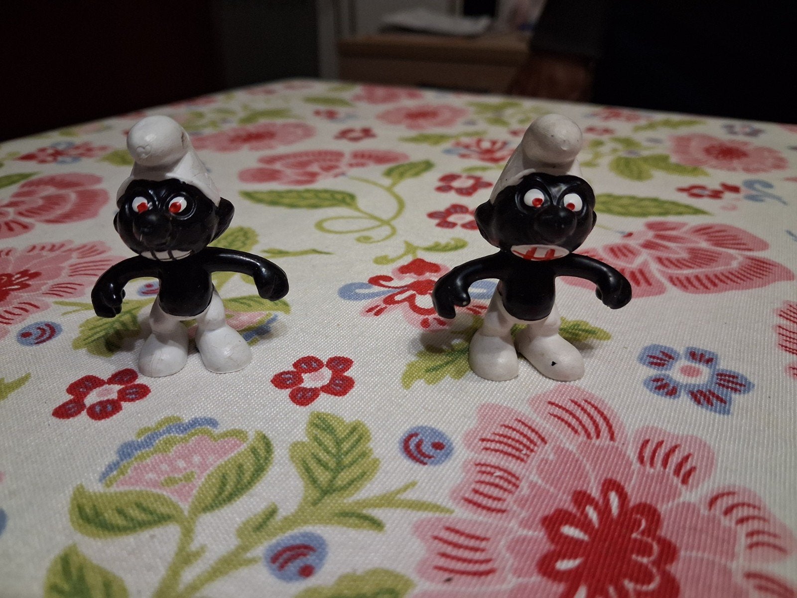 2 maal zwarte smurf, Verzamelen, Ophalen of Verzenden