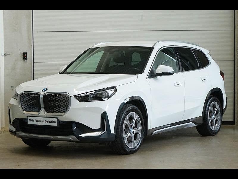 BMW X1 IX1 20 - X-LINE - NAVI - LED - ELECTRIC, Auto's, BMW, Wit, Elektrisch, 5 deurs, https://public.car-pass.be/vhr/c8e22e12-851e-41ae-a39d-011e72f94470