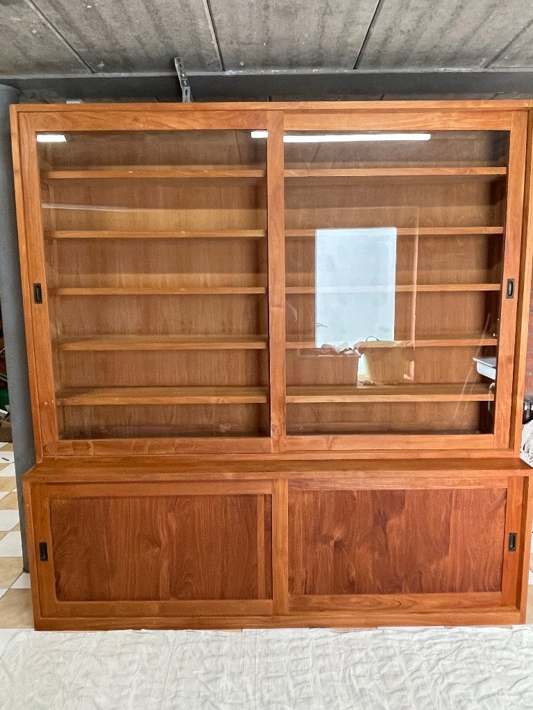 Teak vitrinekast 220, Huis en Inrichting, Ophalen of Verzenden, Zo goed als nieuw, Teakhout