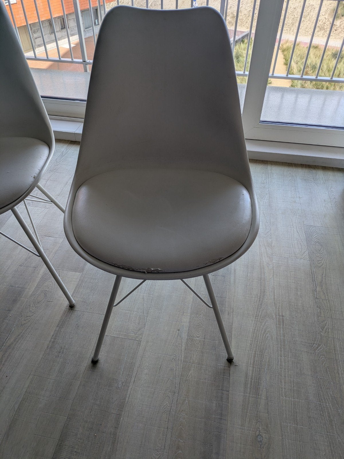 4 gratis stoelen afhalen Oostduinkerke, Ophalen, Gebruikt
