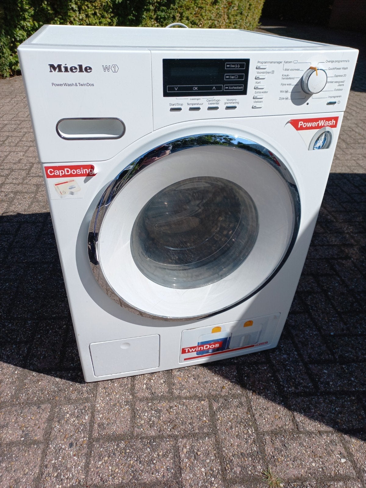 Jonge Miele Twindos wasmachine met 1600 toeren, Minder dan 85 cm, 8 tot 10 kg, Energieklasse A of zuiniger, Ophalen of Verzenden