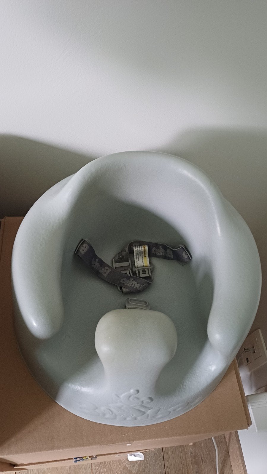 Bumbo floor seat (met of zonder eettafel), Kinderen en Baby's, Ophalen, Gebruikt, Meegroeistoel, Aanschuifbaar
