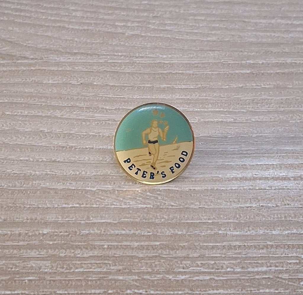 PIN - PETER'S FOOD - VOEDING - ALIMENTATION - LOPEN - COURIR, Envoi, Utilisé, Autres sujets/thèmes, Insigne ou Pin's