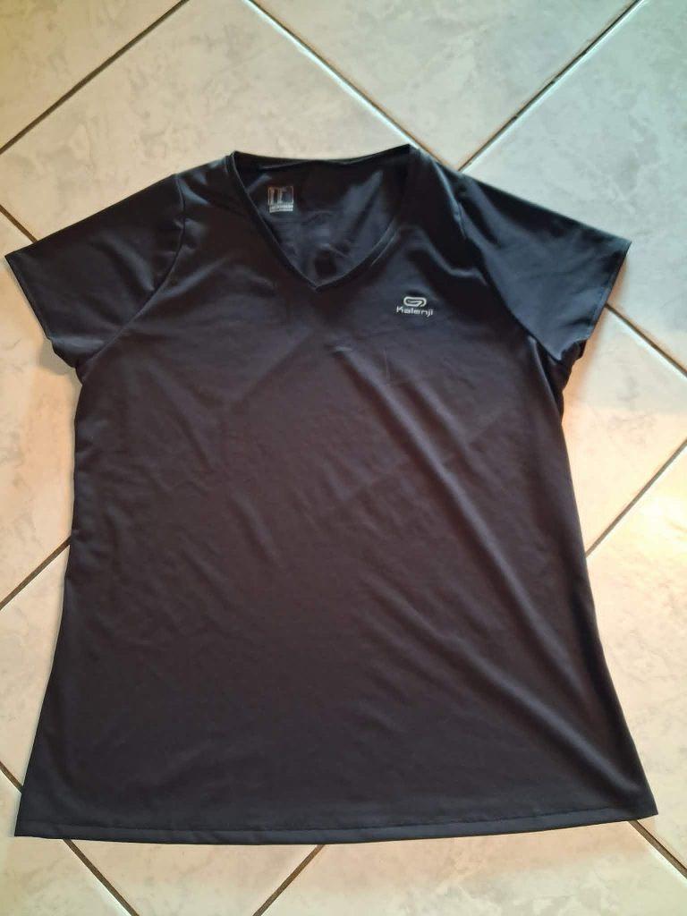 t-shirt zwart merk decathlon – maat eu 42, Kleding | Dames, T-shirts, Zwart, Maat 42/44 (L), Ophalen of Verzenden, Decathlon