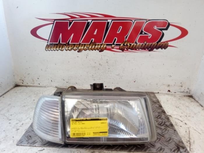 Phare droit d'un Volkswagen Polo, -, Volkswagen, -, 3 mois de garantie