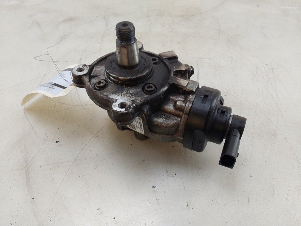 BRANDSTOFPOMP MECHANISCH Seat Ateca (5FPX) (|05L130755|), Gebruikt, Seat