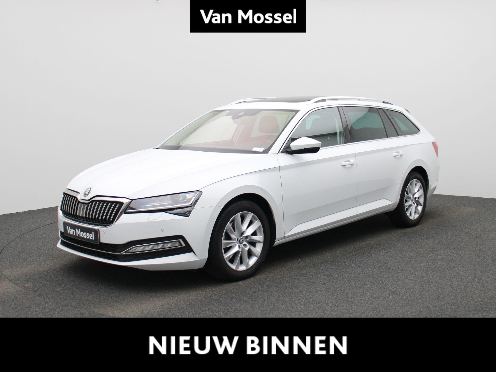 Skoda Superb 2.0 TDI SCR 140kW DSG 4x4 STYLE COMBI, Autos, 170 g/km, Entreprise, Noir, 5 portes