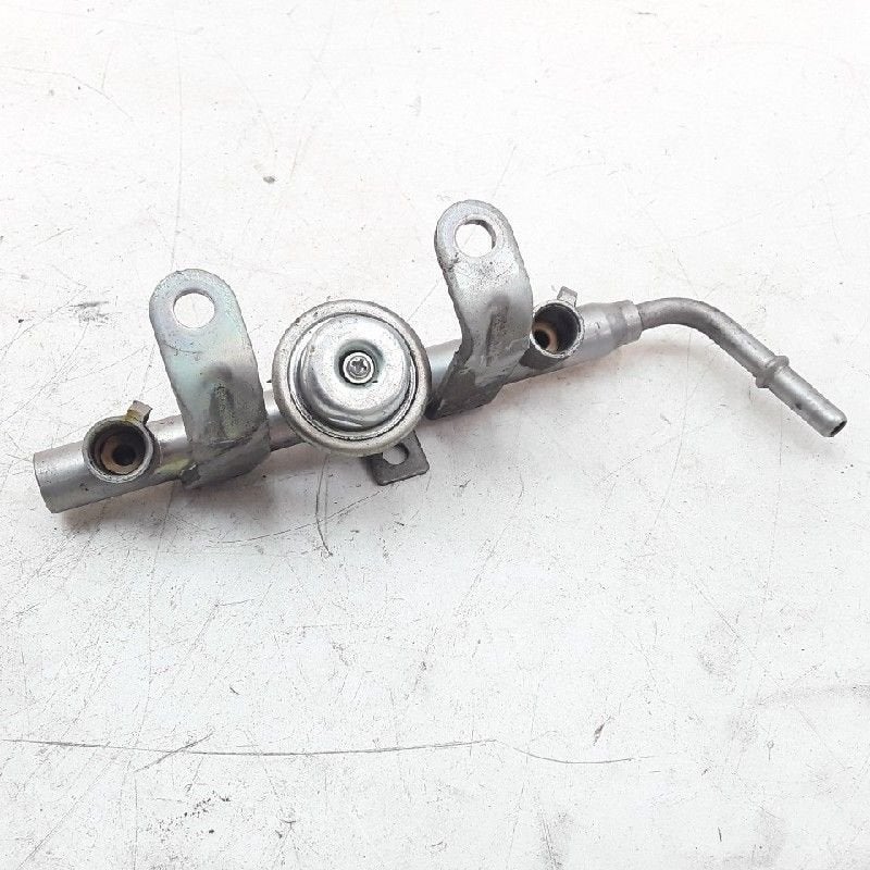 RAMPE D'INJECTION Toyota GT 86 (ZN) (01-2012/-), Autos : Pièces & Accessoires, Systèmes à carburant, Toyota, Utilisé