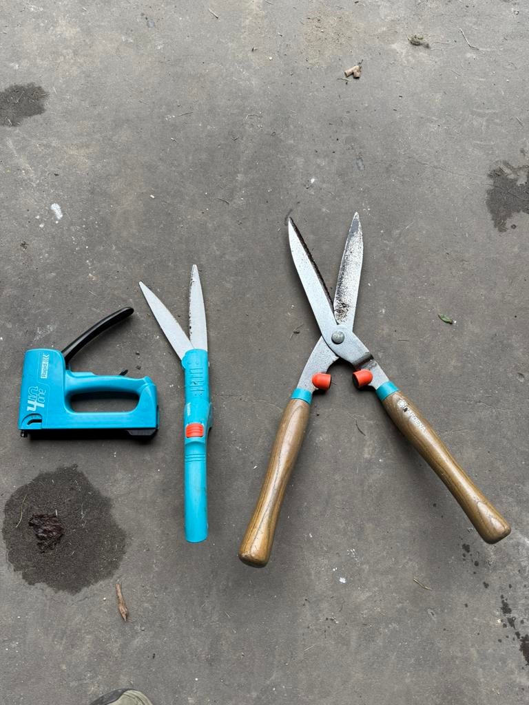Snoei materiaal, Ophalen, Zo goed als nieuw