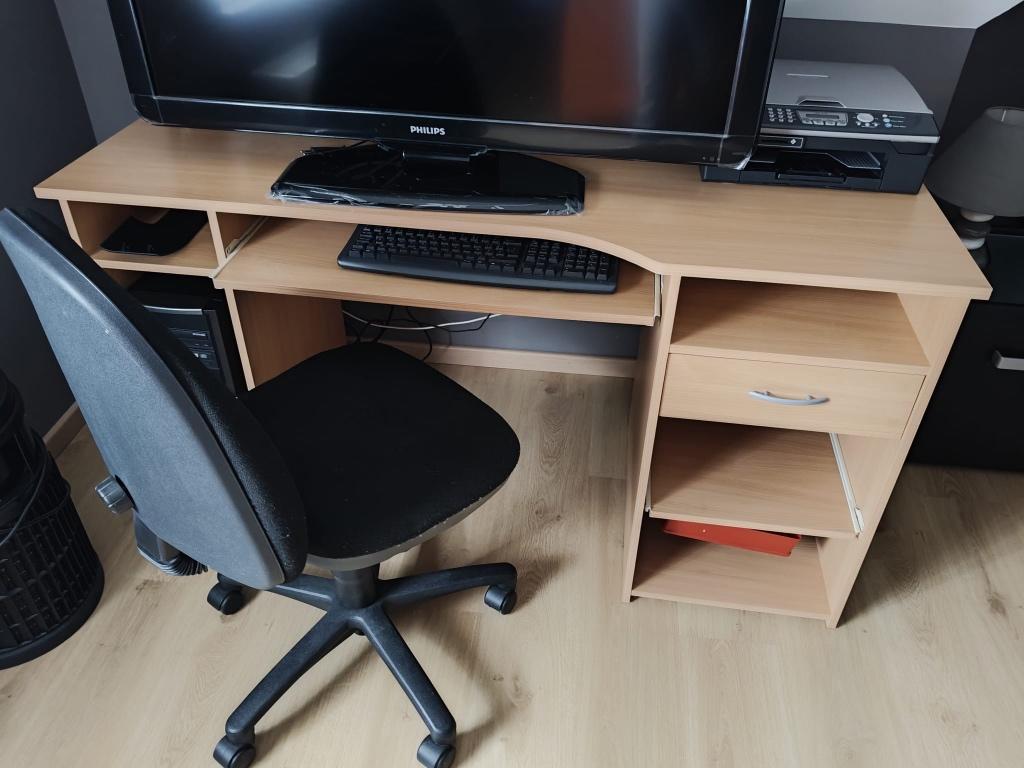 Bureau, Huis en Inrichting, Bureaus, Ophalen, Met lades, Hout, Zo goed als nieuw
