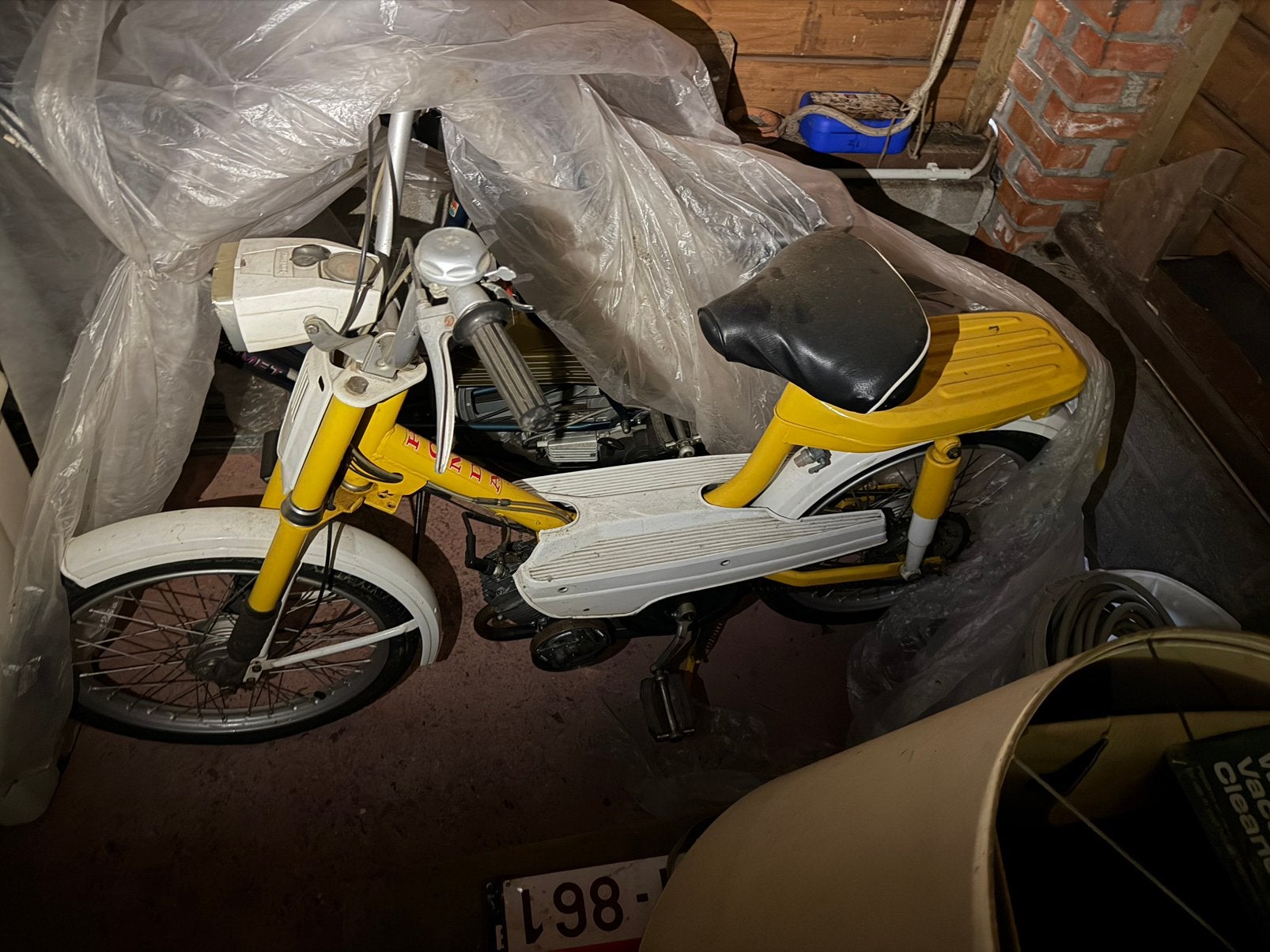 Honda amigo 2takt, Fietsen en Brommers, Ophalen, Zo goed als nieuw, Honda