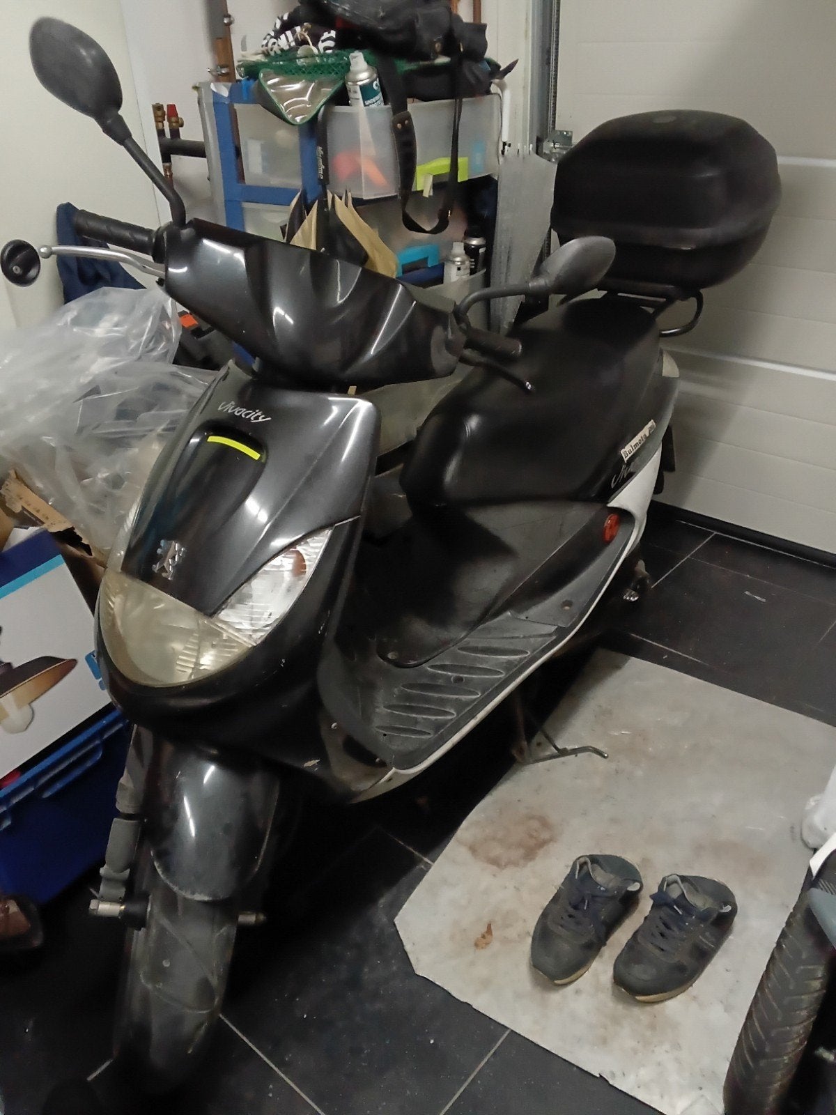 2 vivacity,s  defect voor stukken met papieren, Fietsen en Brommers, Scooters | Peugeot, Ophalen, Gebruikt, Vivacity