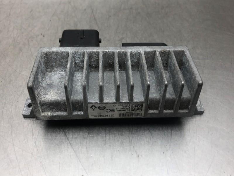 RELAIS BOUGIE PRECHAUFFAGE NV 250 (WF) (|271202380R|), Utilisé, Nissan