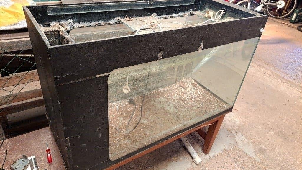 Aquarium, Dieren en Toebehoren, Vissen | Aquaria en Toebehoren, Ophalen, Gebruikt, Aquariummeubel