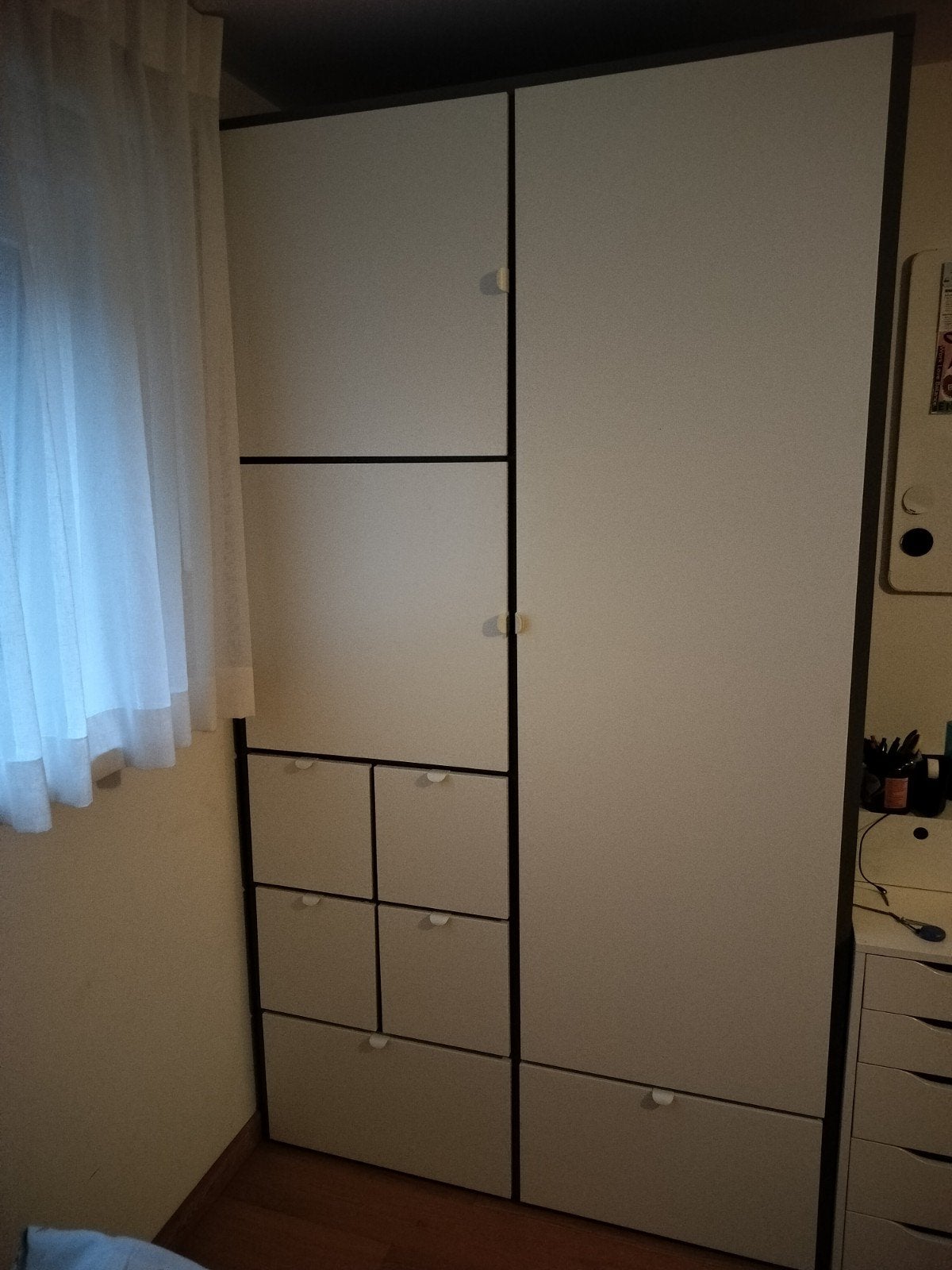 IKEA VISTHUS kast – 122  59  216 cm, Ophalen, 100 tot 150 cm, 200 cm of meer, Minimalistisch