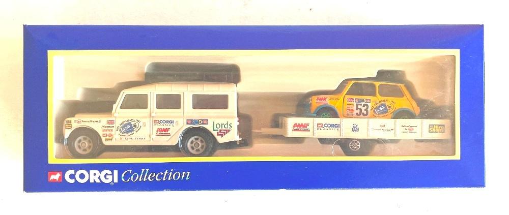 MINI Safari Rally & LAND ROVER Corgi # 60006., Ophalen of Verzenden, Zo goed als nieuw, Auto