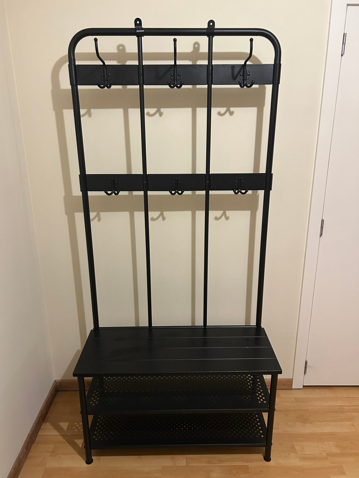 Ikea zwarte halkast, Ophalen, Zo goed als nieuw, Metaal, Staande kapstok