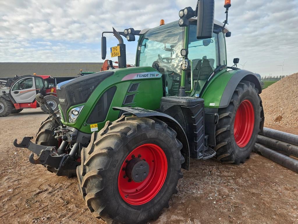 Fendt 716 VARIO 716 S4 Profi Plus Komt binnen/ kommt in/come, Info@robluijkx.nl, 1
BH, Gebruikt, Meer dan 10000