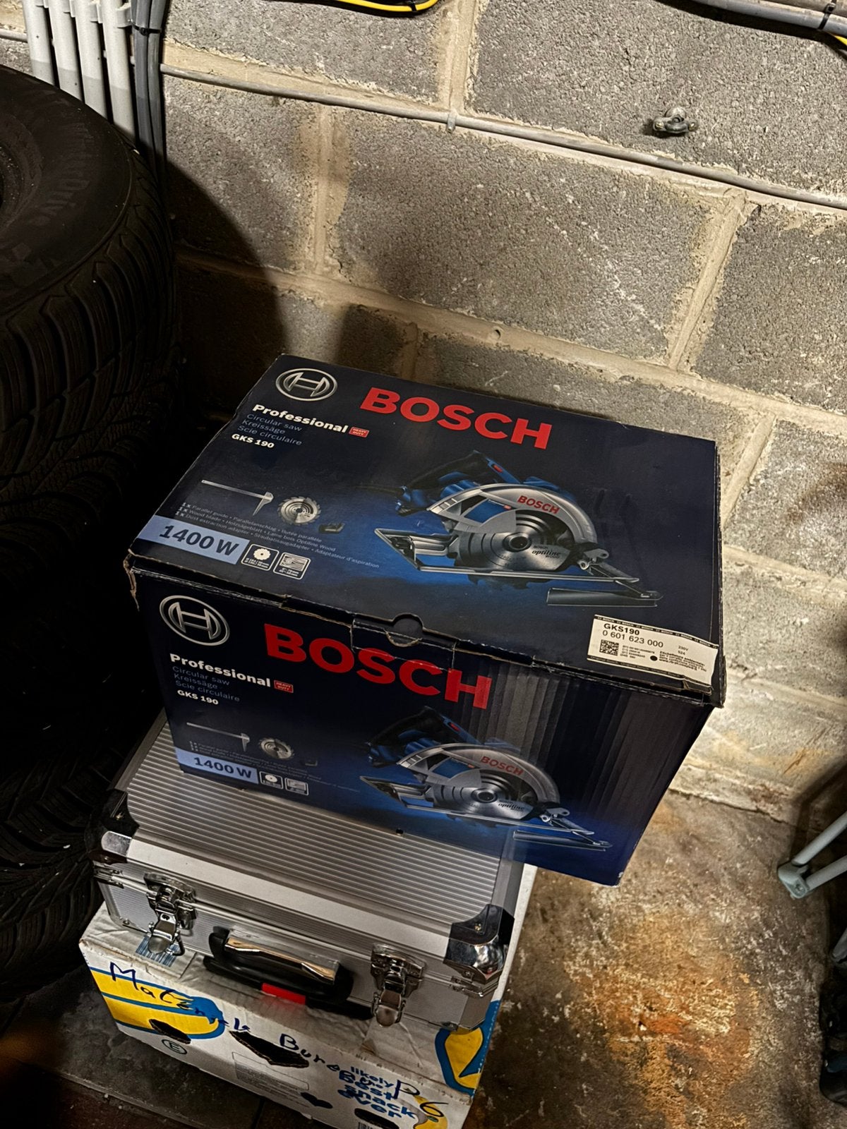 Scie circulaire Bosch GKS 190 1400W, Enlèvement ou Envoi, 1200 watts ou plus, 30 à 70 mm, Comme neuf