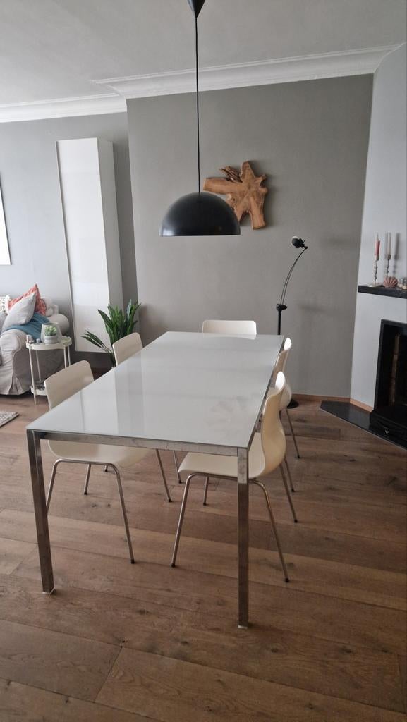 Table à manger avec 6 chaises, Enlèvement