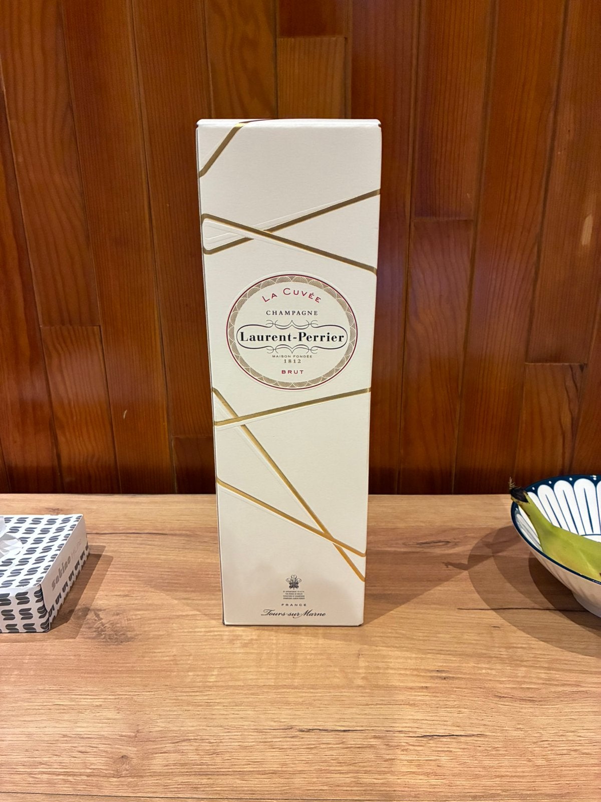 Laurent perrier Magnum, Ophalen