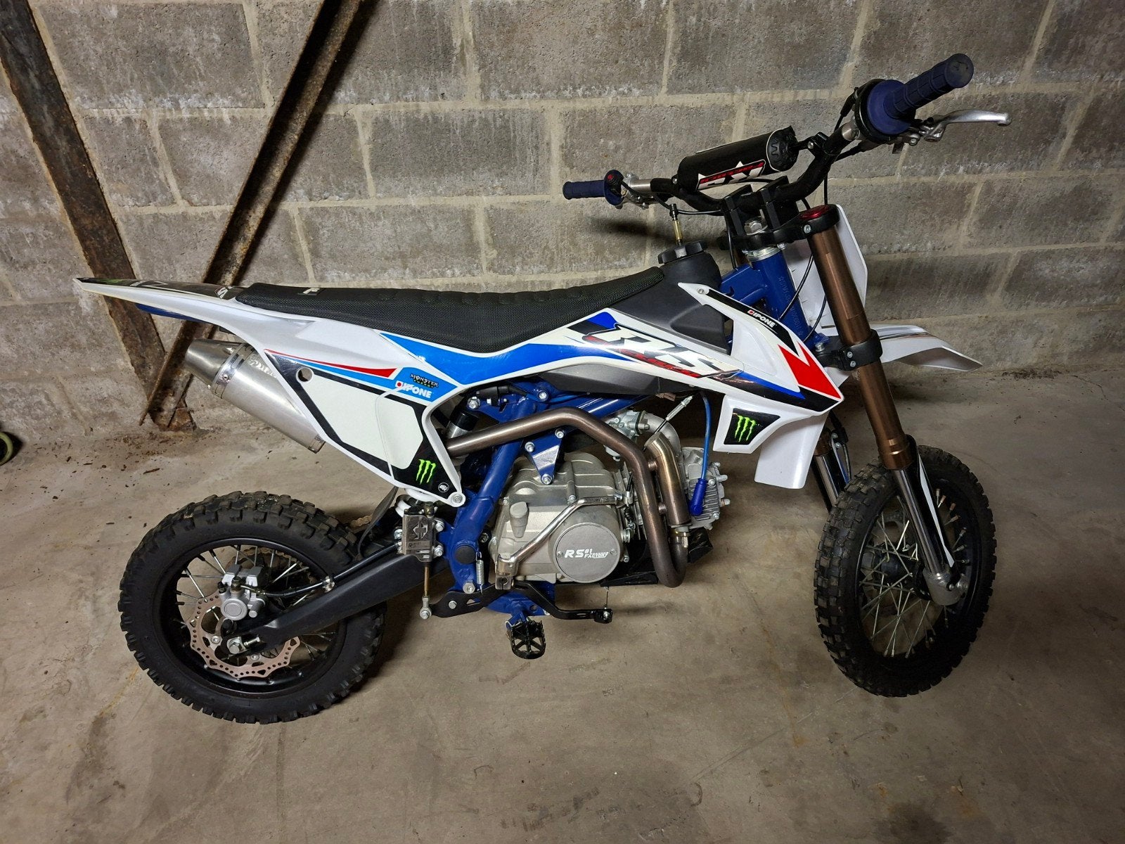 Dirt bike factory rs 125, Vélos & Vélomoteurs, Dirt Bike, Enlèvement ou Envoi, 125 cm³, Comme neuf