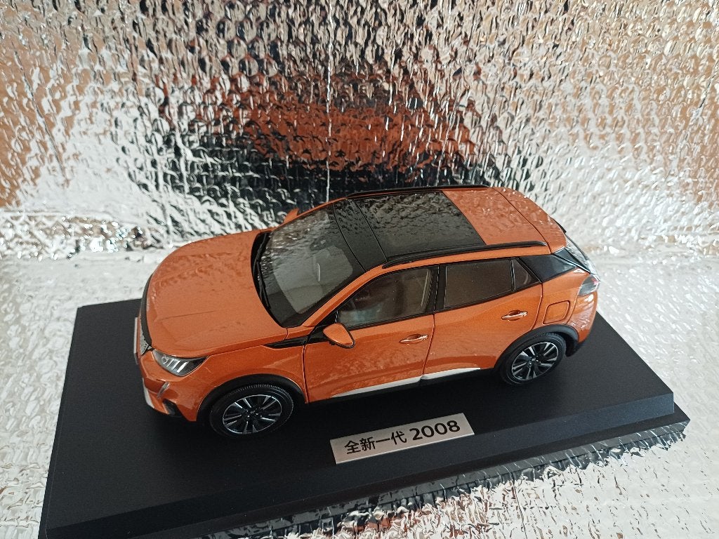 Peugeot 2008 suv 1.2i Orange Fusion 2020 Paudi models, Verzenden, Nieuw, Auto, Overige merken