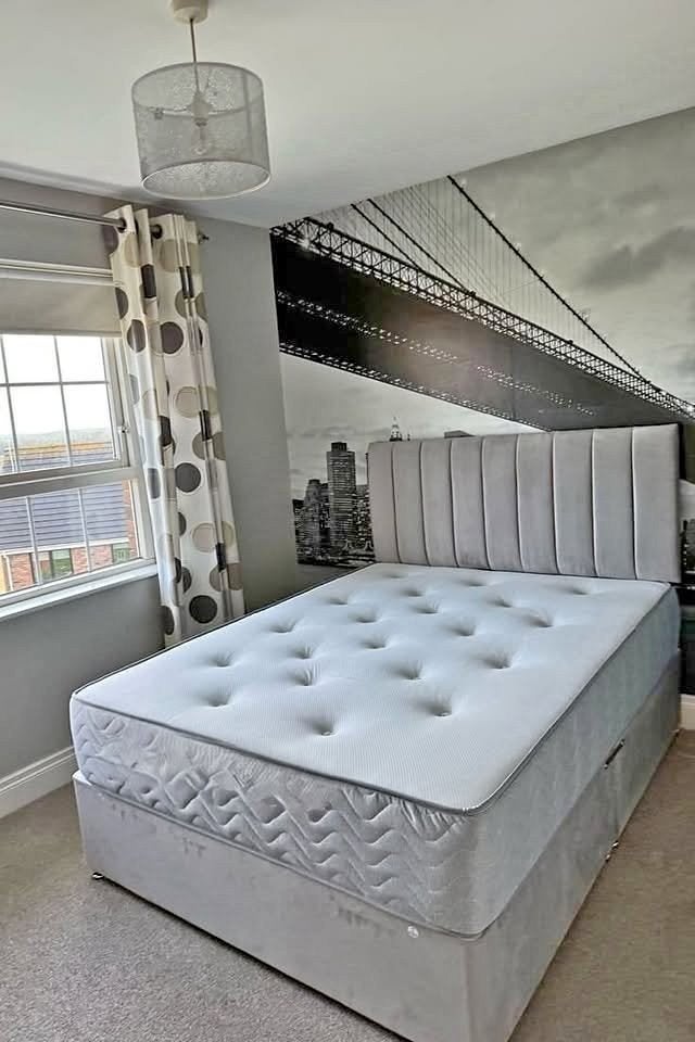 bed met matras (betaling bij levering), Verzenden, Nieuw, Crème