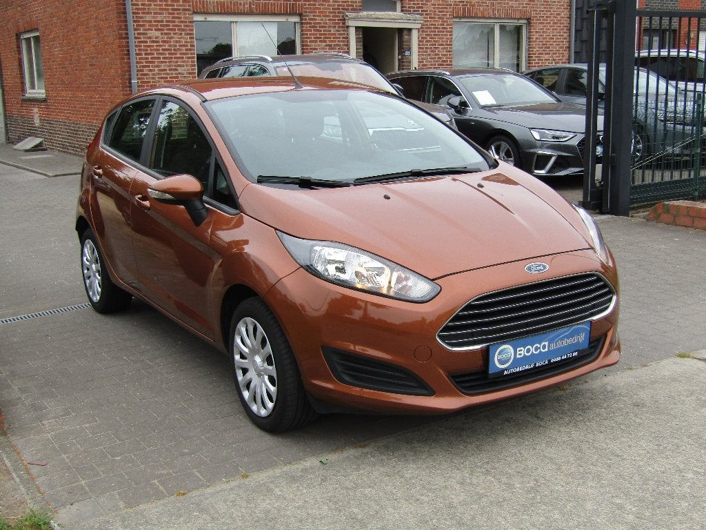 Ford Fiesta 1.2 benzine met slechts 83 000km, Auto's, Ford, Voorwielaandrijving, Euro 5, Stof, https://public.car-pass.be/vhr/c6c03665-e146-4c40-a80c-50716d1c1e06