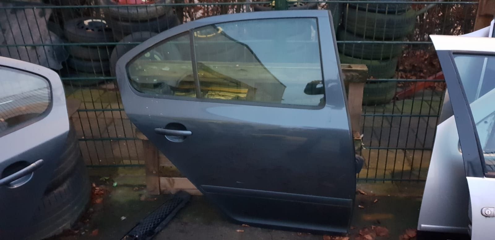 SKODA OKTAVIA  HB   PORTIER RA  MODEL 2008, -, Utilisé, Porte, -