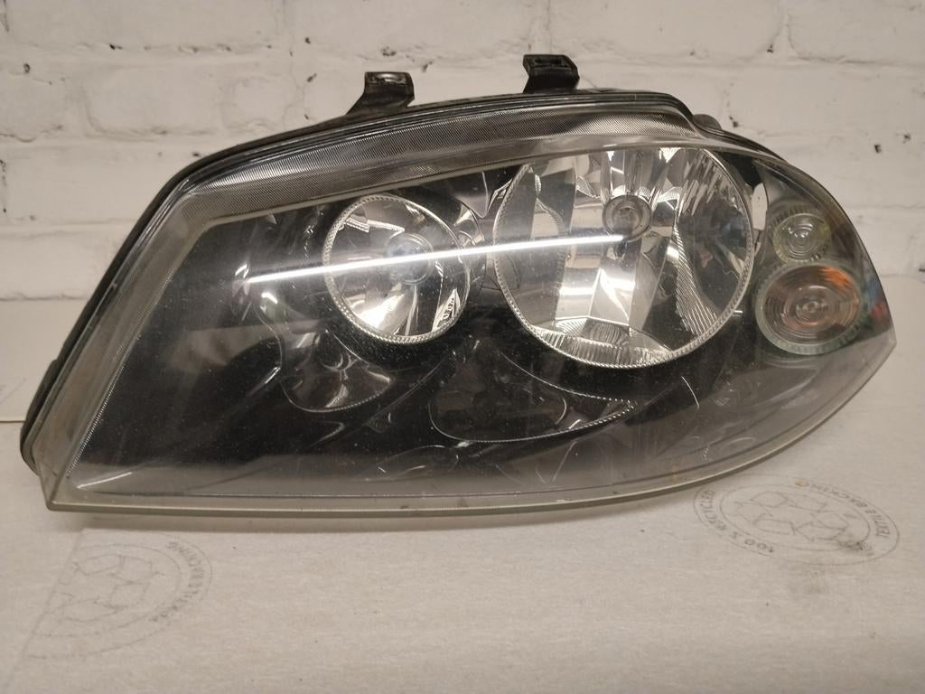 Feux avant droit pour Seat Ibiza Evo 3, Enlèvement, Utilisé, Seat