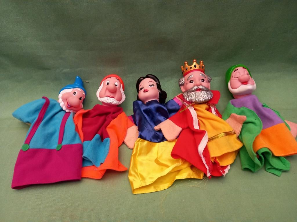 5 handpoppen, Antiek en Kunst, Ophalen