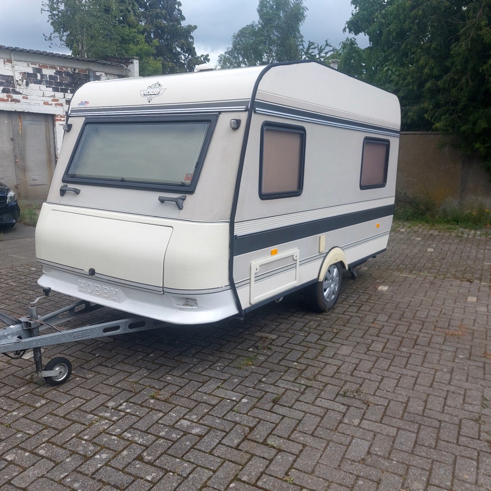 Caravan, Bedrijf