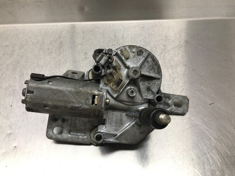 RUITENWISSERMOTOR ACHTER Nissan Primera (P10), Gebruikt, Nissan