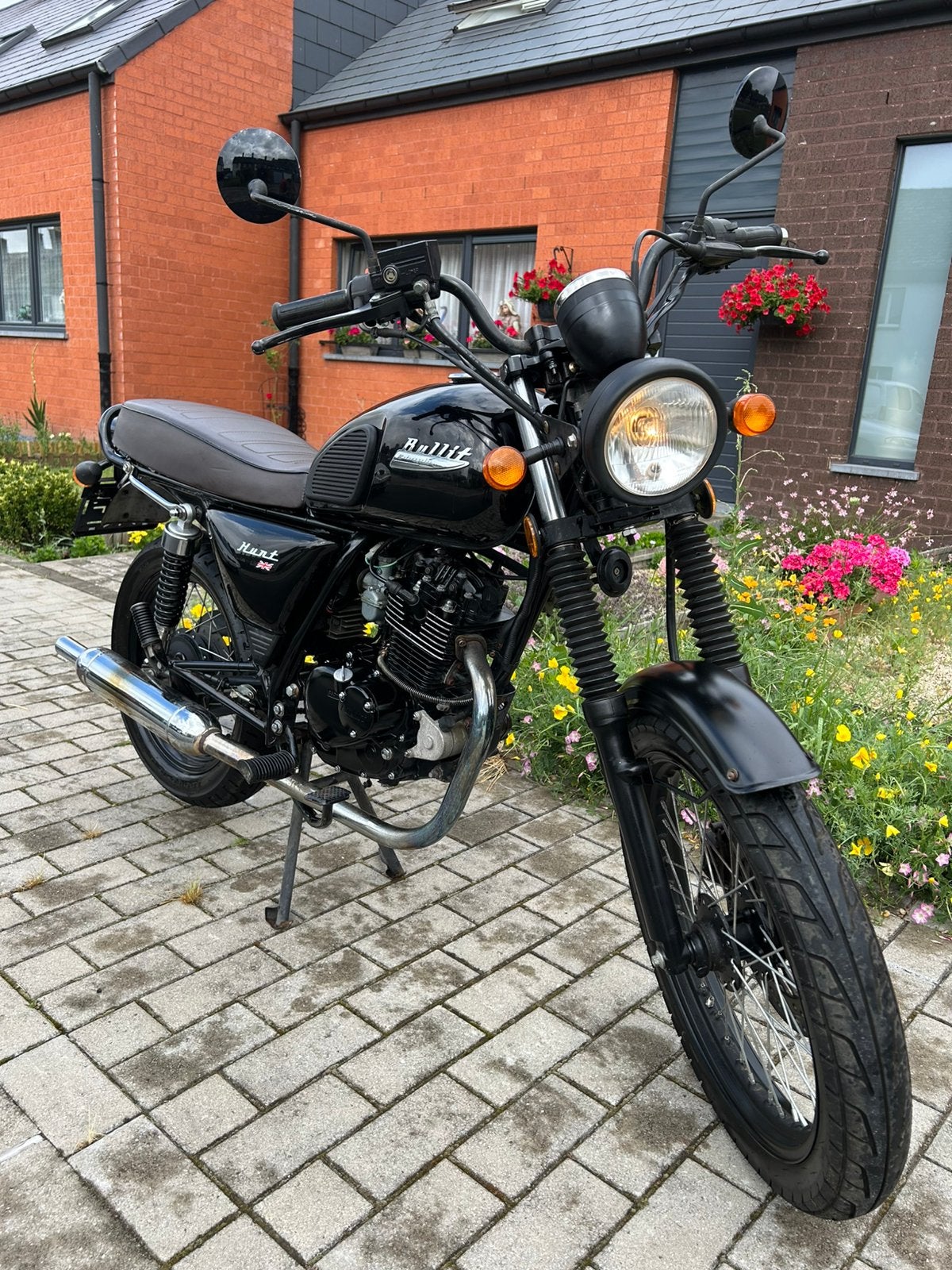 Moto bullit 125 cc, Particulier